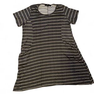 Gray and White Striped T-Shirt/Tunic Dress – Trendyland Size 2X